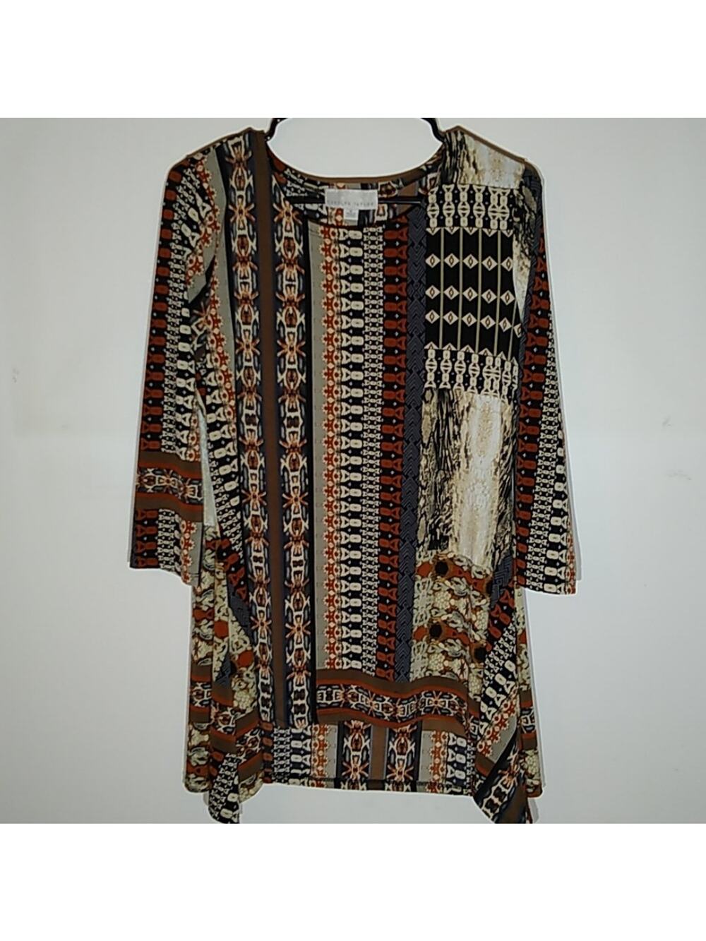 Carolyn Taylor Women's Aztec high low 3/4 Sleeve blouse. Size M Western, Office,